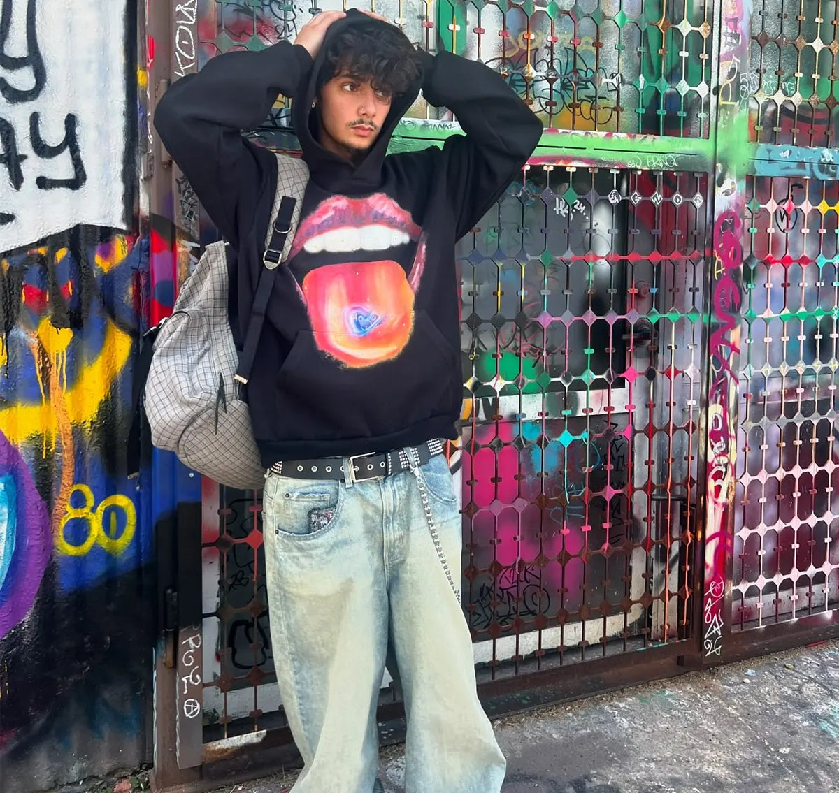 Black_Homesick_Hoodie_Buy