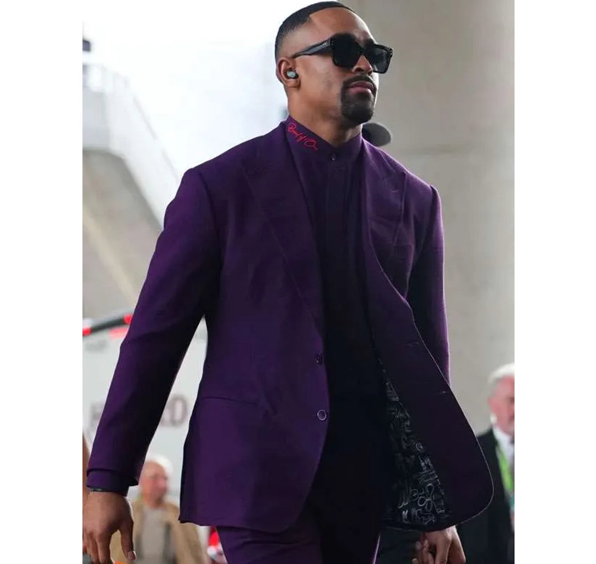 Buyw_Jalen_Hurts_Suit