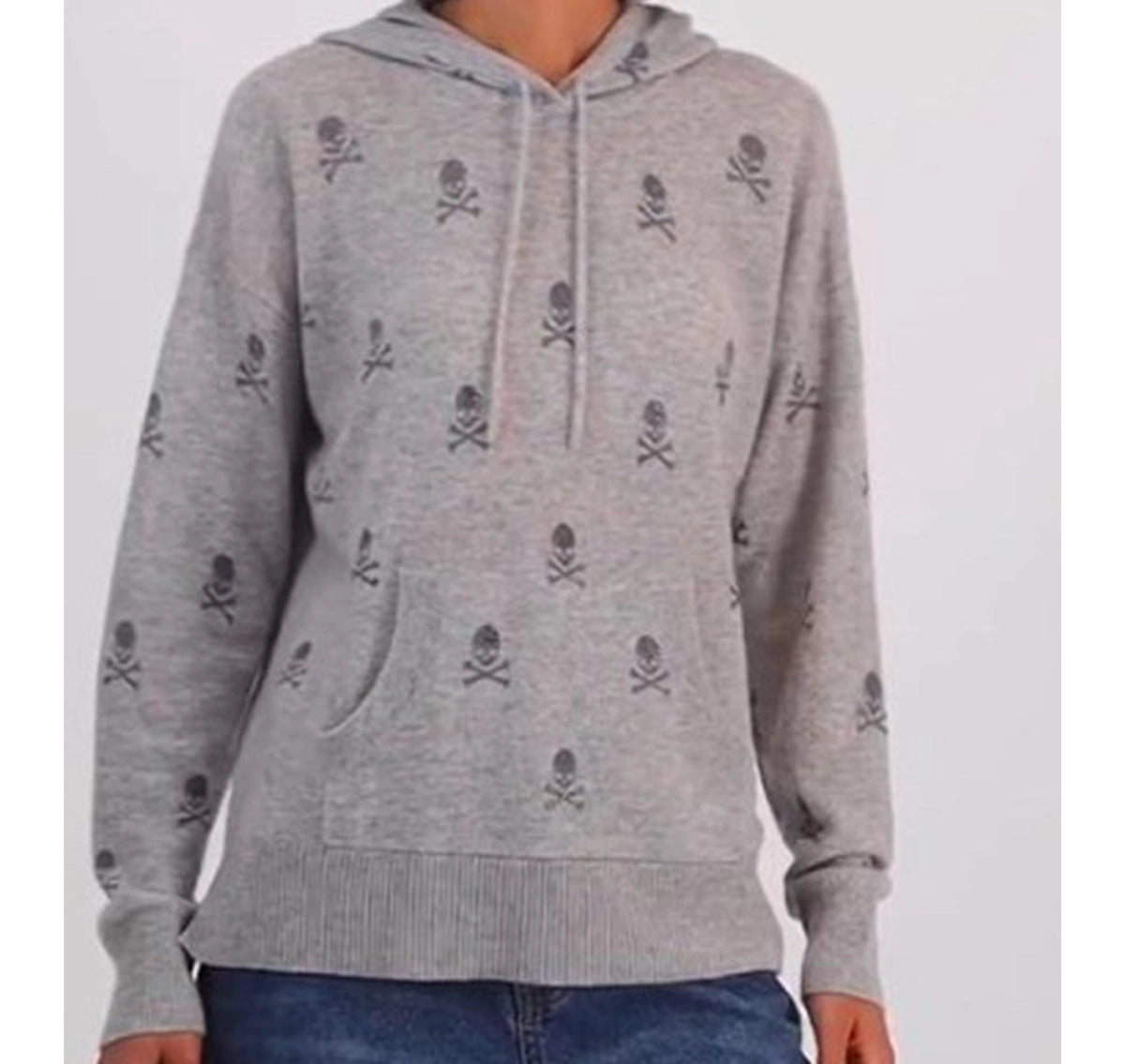 Carol-TV-Series-Leanne-S01-Kristen-Johnston-Grey-Drawstring-Hooded-Sweater