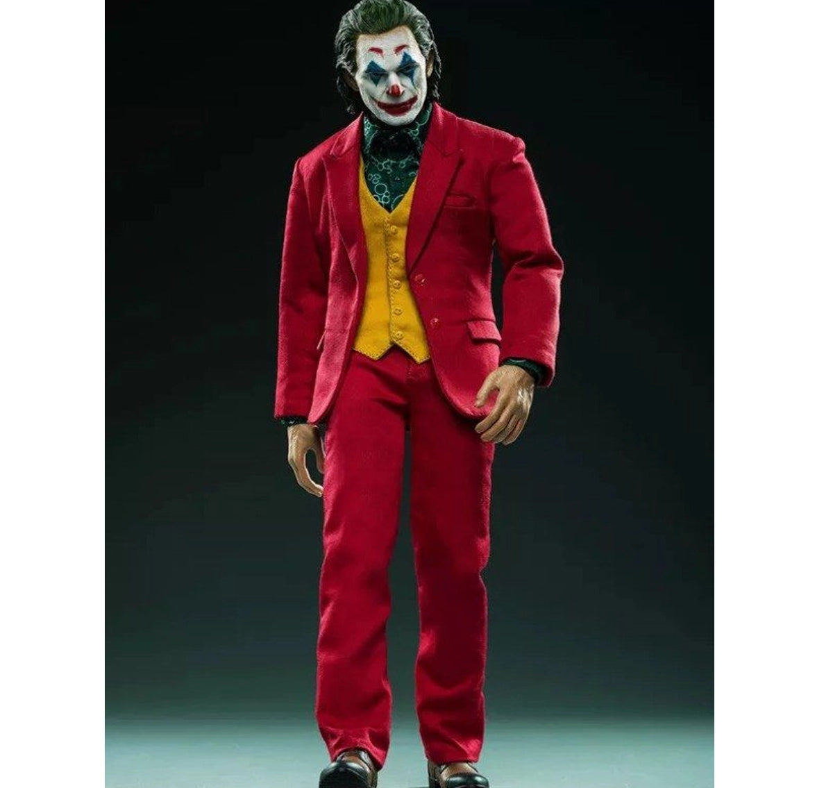 Joker_Joaquin_Phoenix_Suit