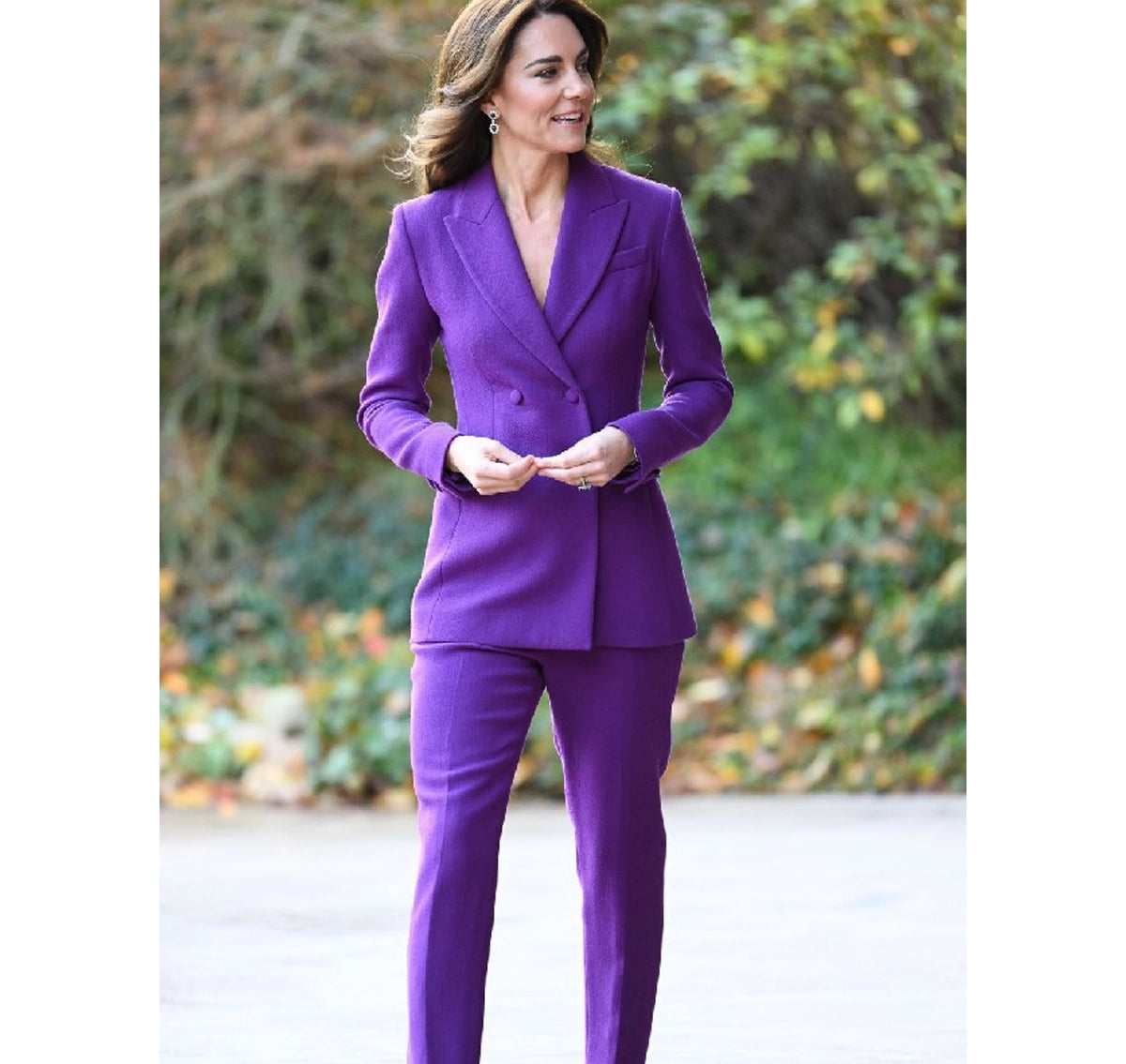 Kate-Middleton-Purple-Suit