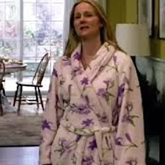 Laura_Linney_Robe_For_Sale