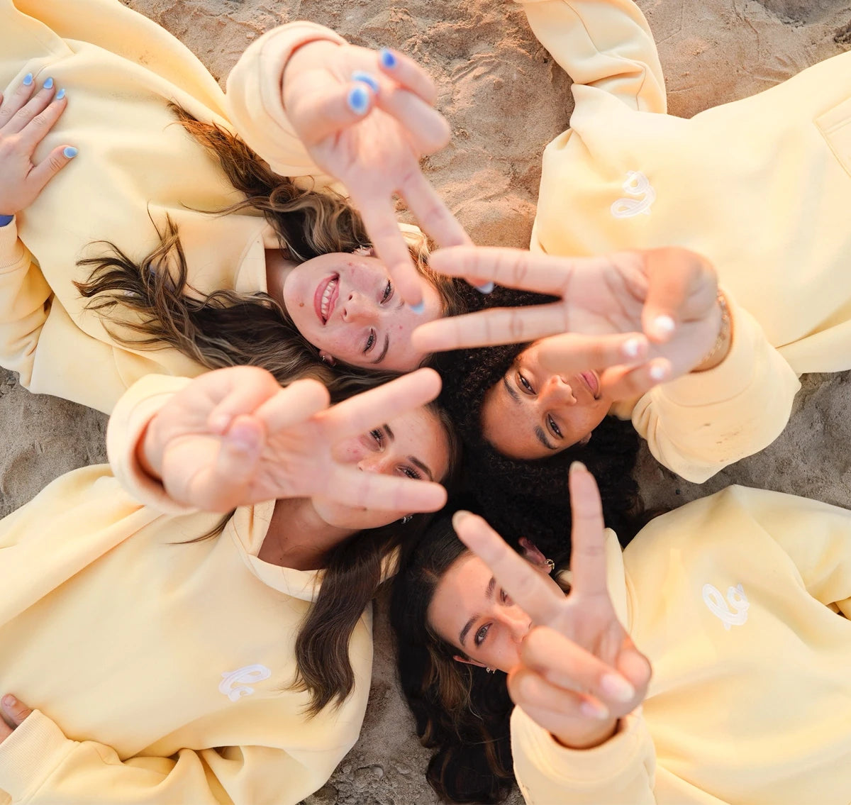 Lo_By_Lola_Hoodie_Yellow