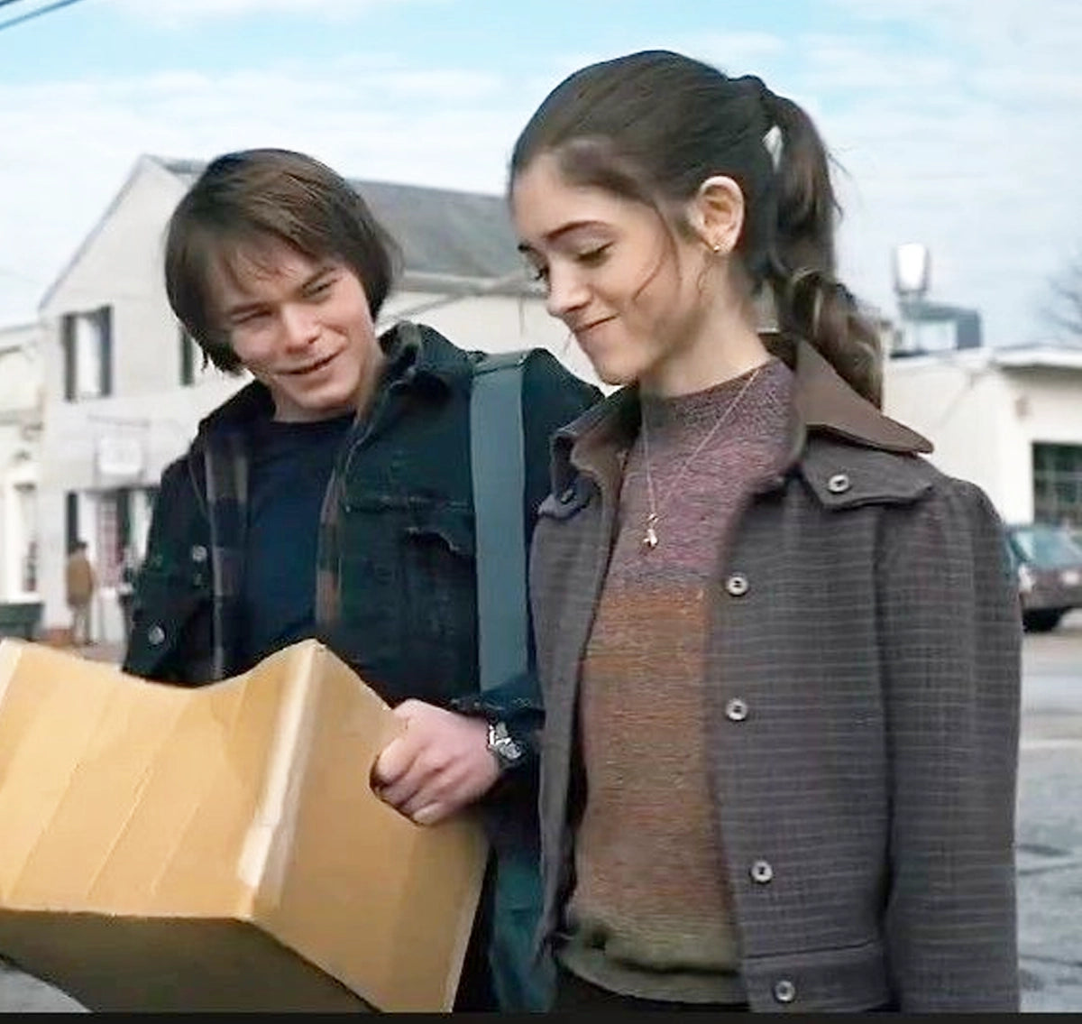 Stranger Things S01 Nancy Wheeler Purple Jacket