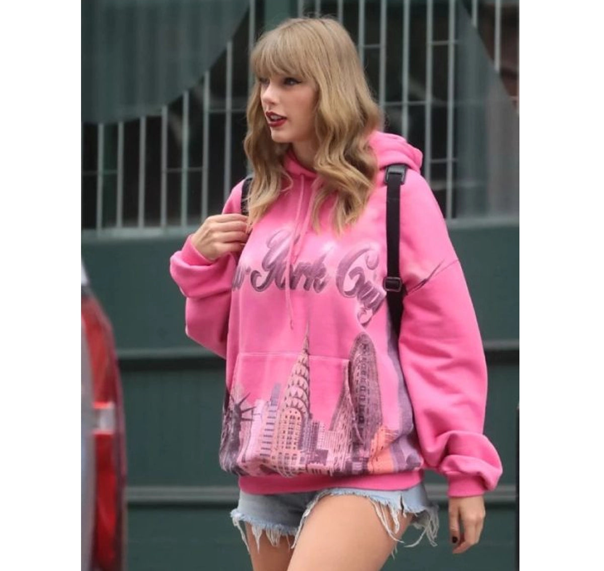 Taylor-Swift-Pink-New-York-City-Hoodie