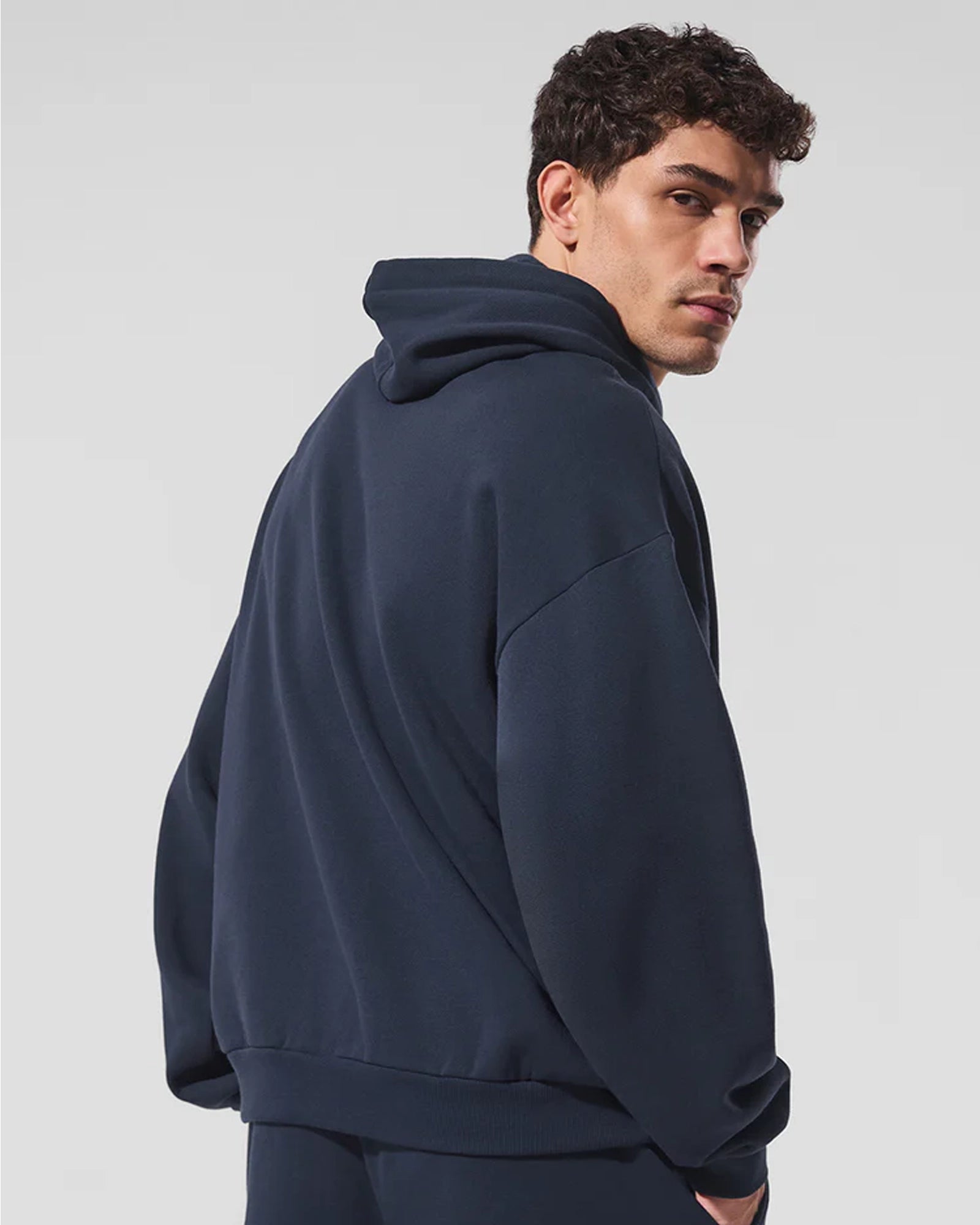 Alo-Accolade-Hoodie-Sale