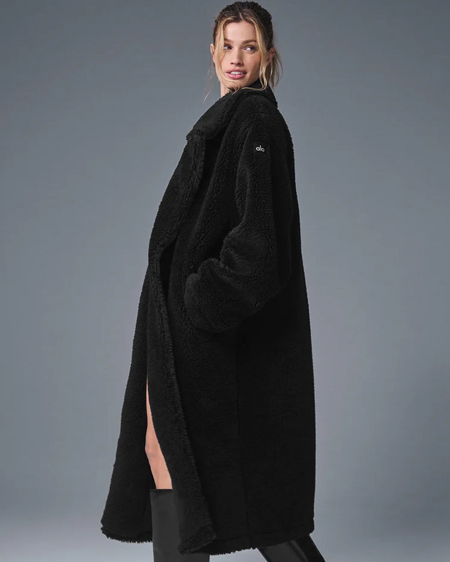 Alo-Oversized-Sherpa-Trench-Black-Coat
