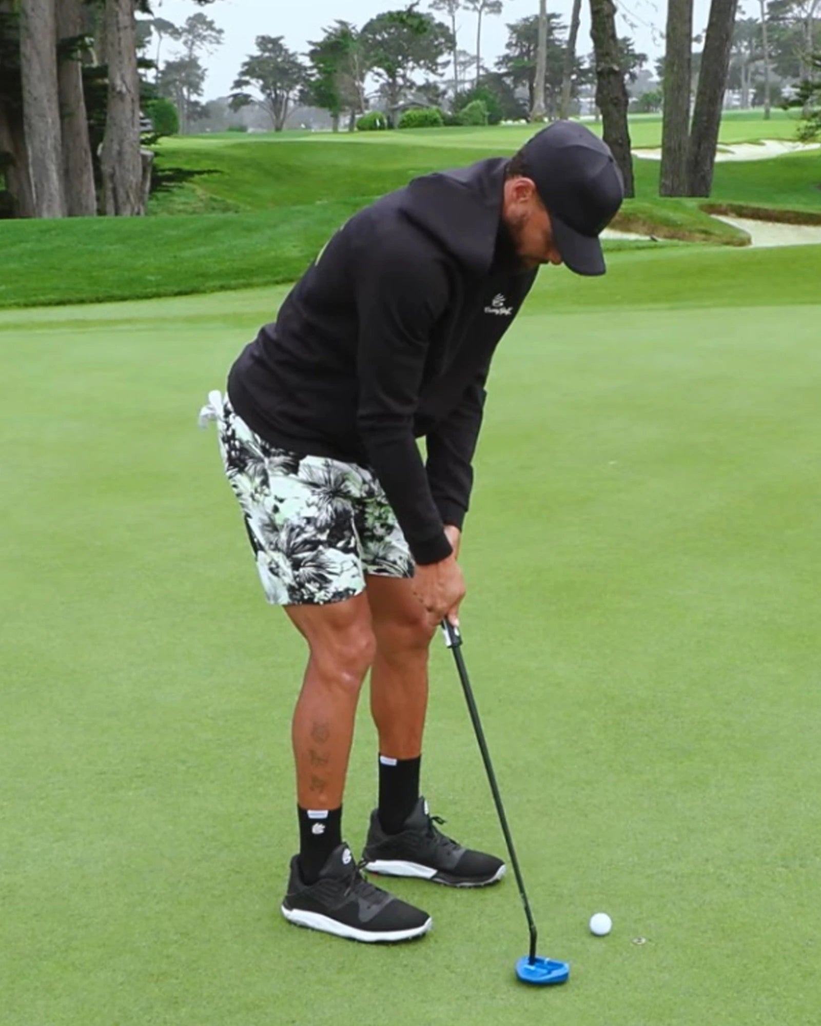 Black-Golf-Hoodie-Stephen-Curry