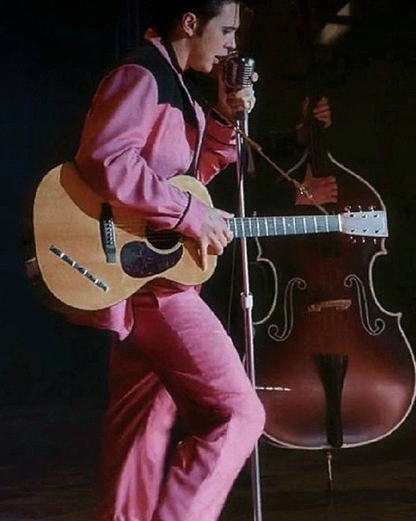 Buy-Elvis-Pink-Suit