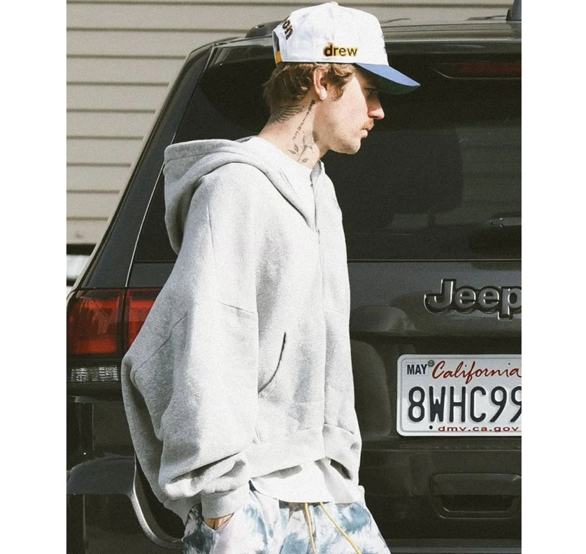 Justin_Bieber_Gray_Hoodie_Buy