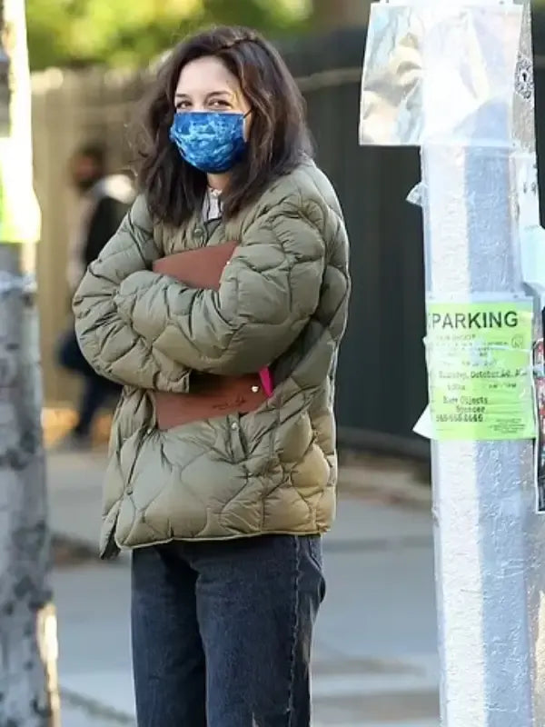 Katie-Holmes-Puffer-Jacket