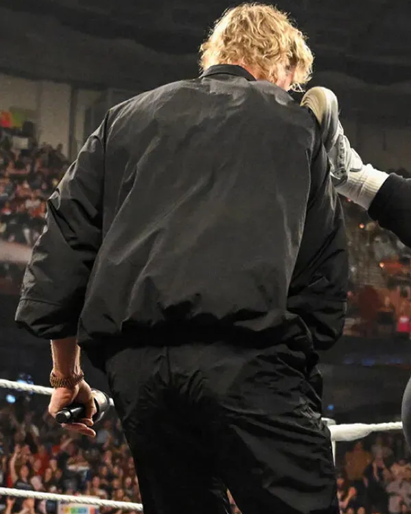 Logan_Paul_Black_Jacket