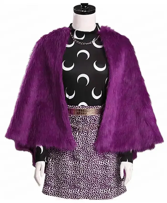 Monster_High_The_Movie_Clawdeen_Wolf_Purple_Fur_Jacket_shoot