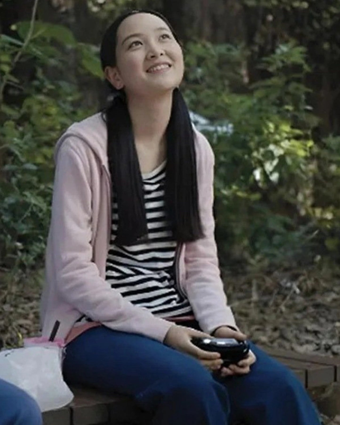 Perfect-Days-Arisa-Nakano-Pink-Hoodie