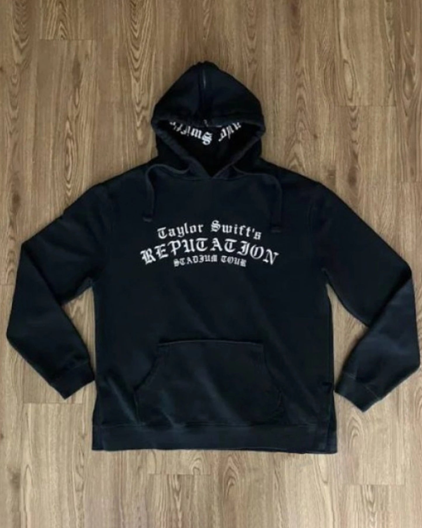 Taylor_Swift_Reputation_Hoodie_Sale