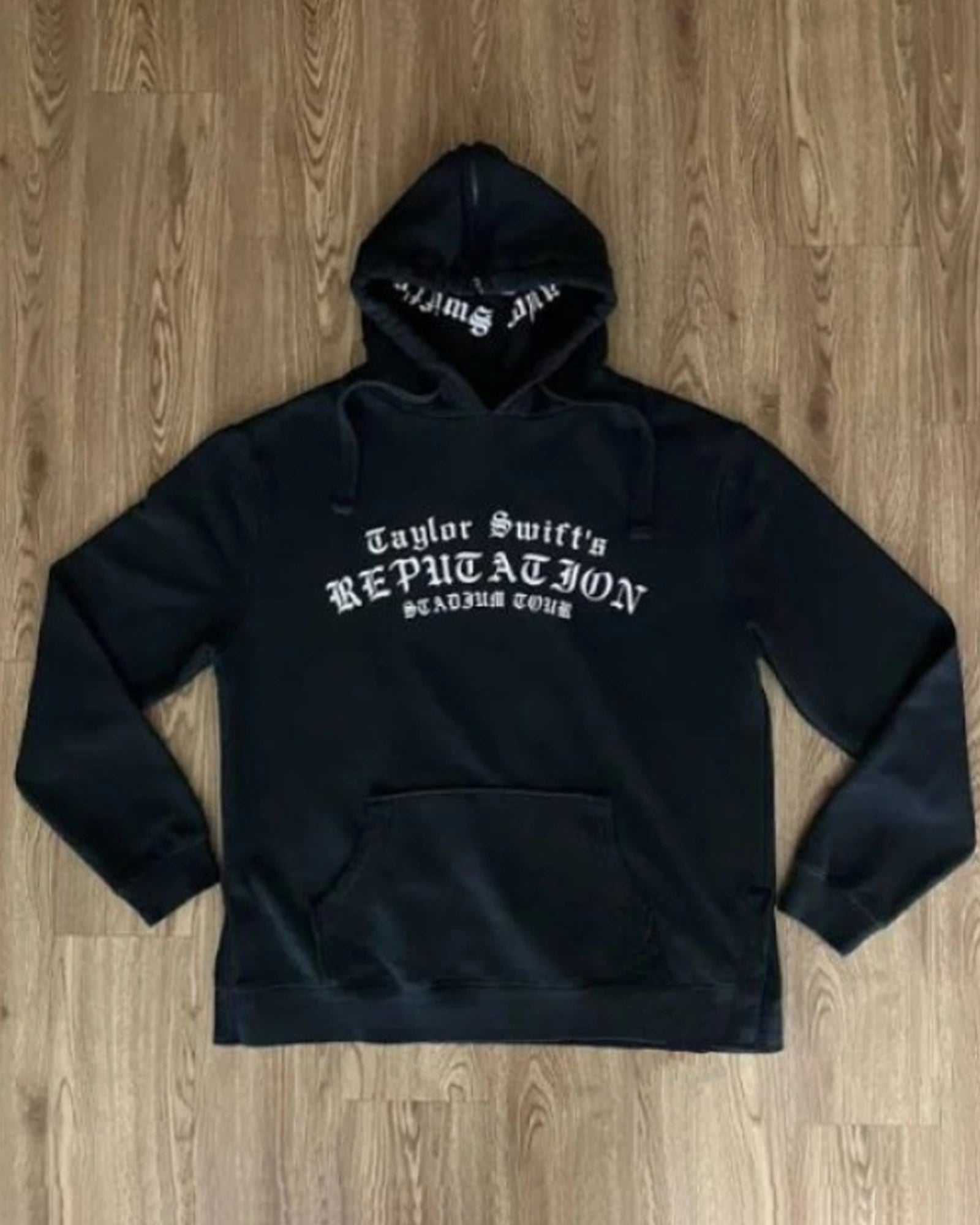 Taylor_Swift_Reputation_Hoodie_Sale