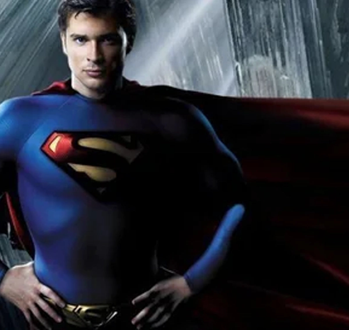 Tom_Welling_Superman_Suit_Buy