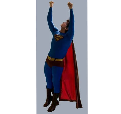 Tom_Welling_Superman_Suit_Future_Buy