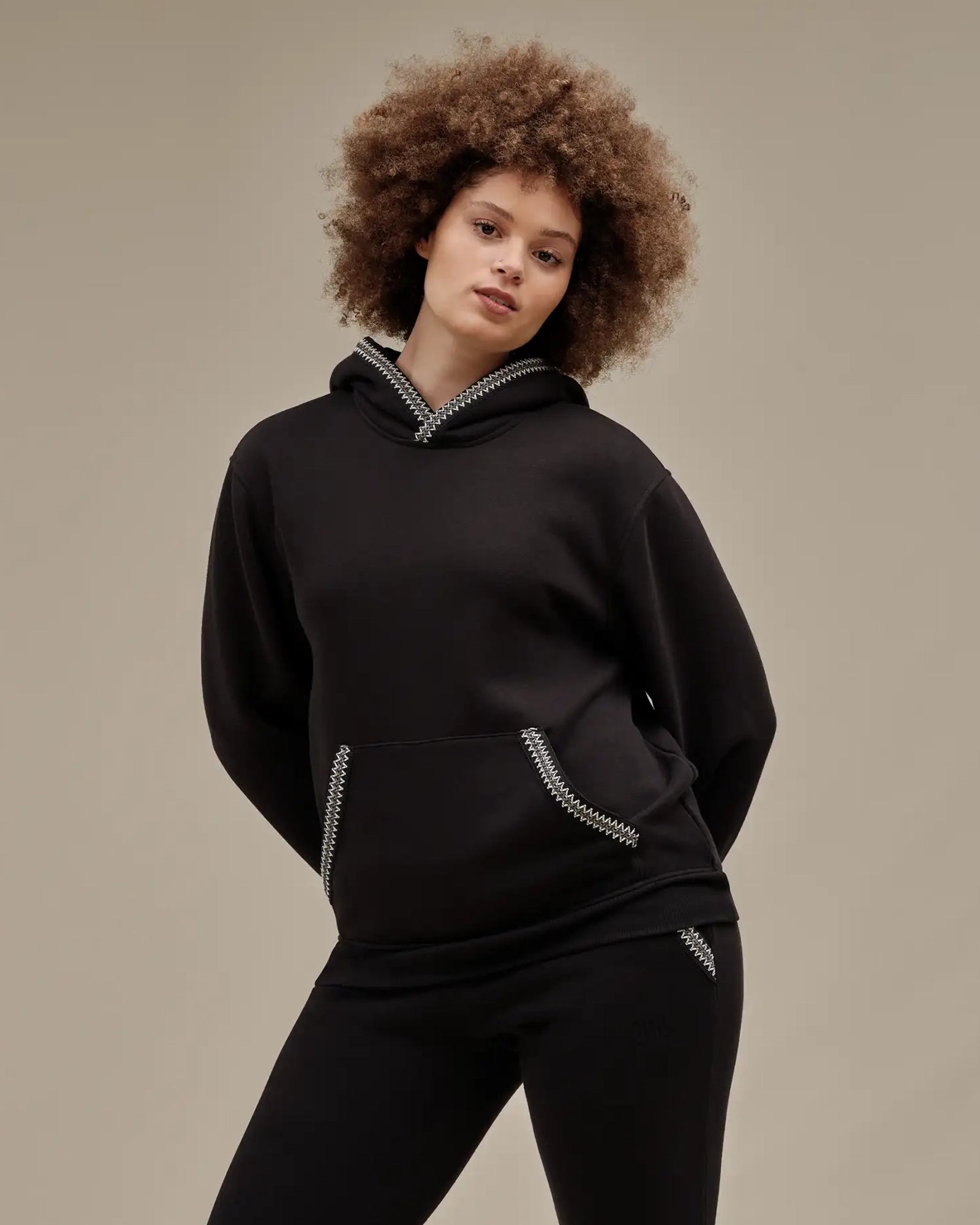 Ugg_Tasman_Hoodie_Black_Buy