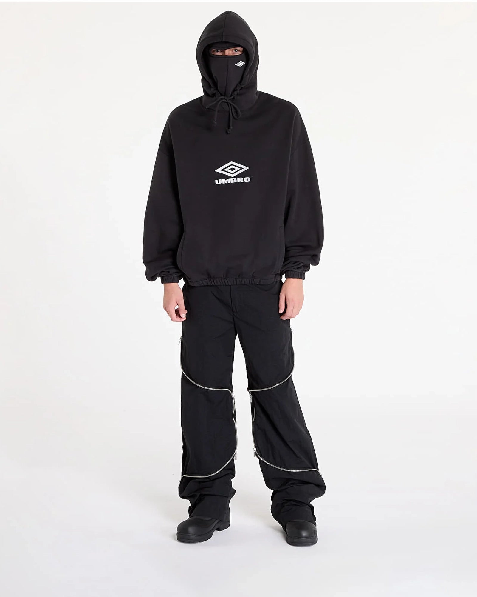 Umbro-Balaclava-Black-Hoodie