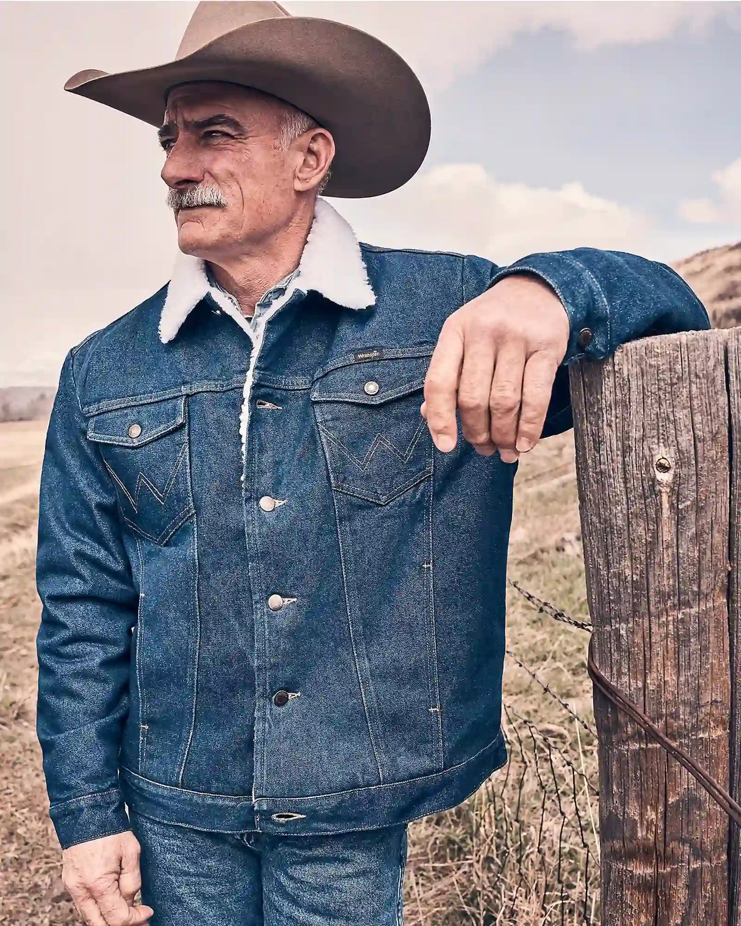 Wrangler-Sherpa-Lined-Denim-Jacket