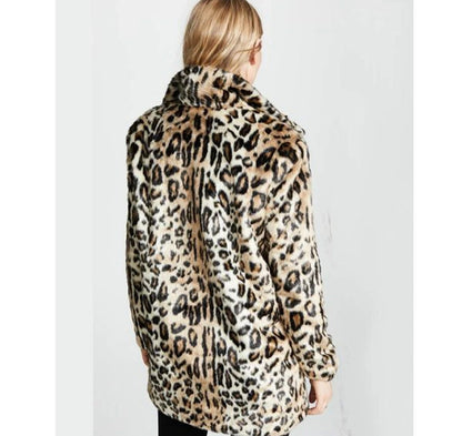 Yellowstone-S02-Beth-Dutton-Cheetah-Coat