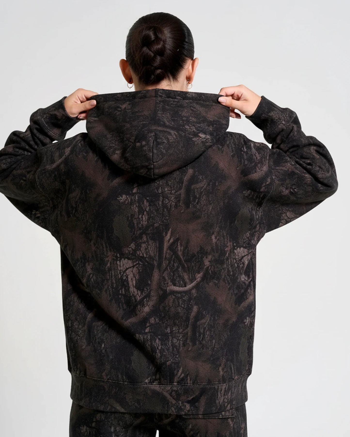 Youngla_Black_Camo_Hoodie_Back