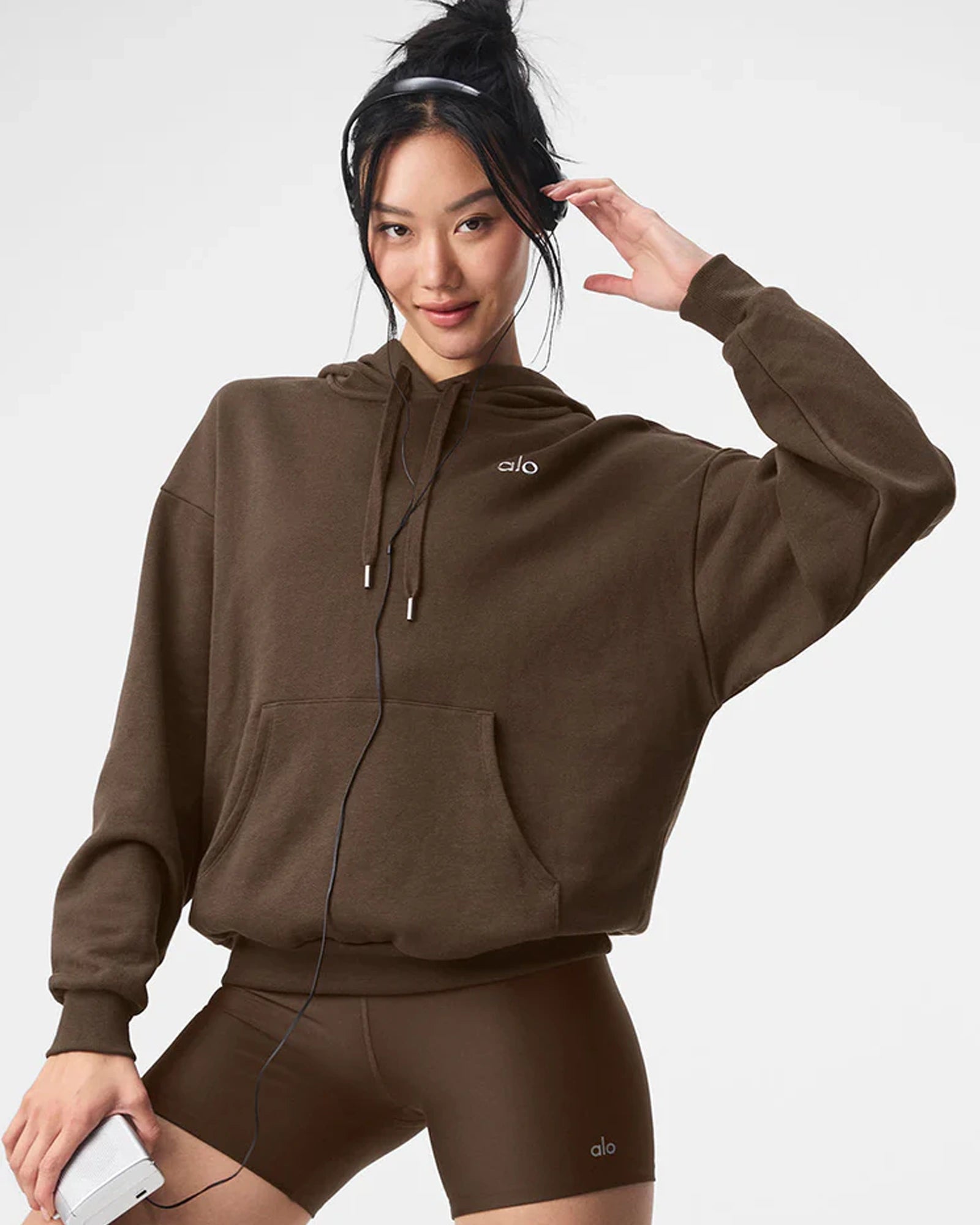 alo-yoga-accolade-hoodie