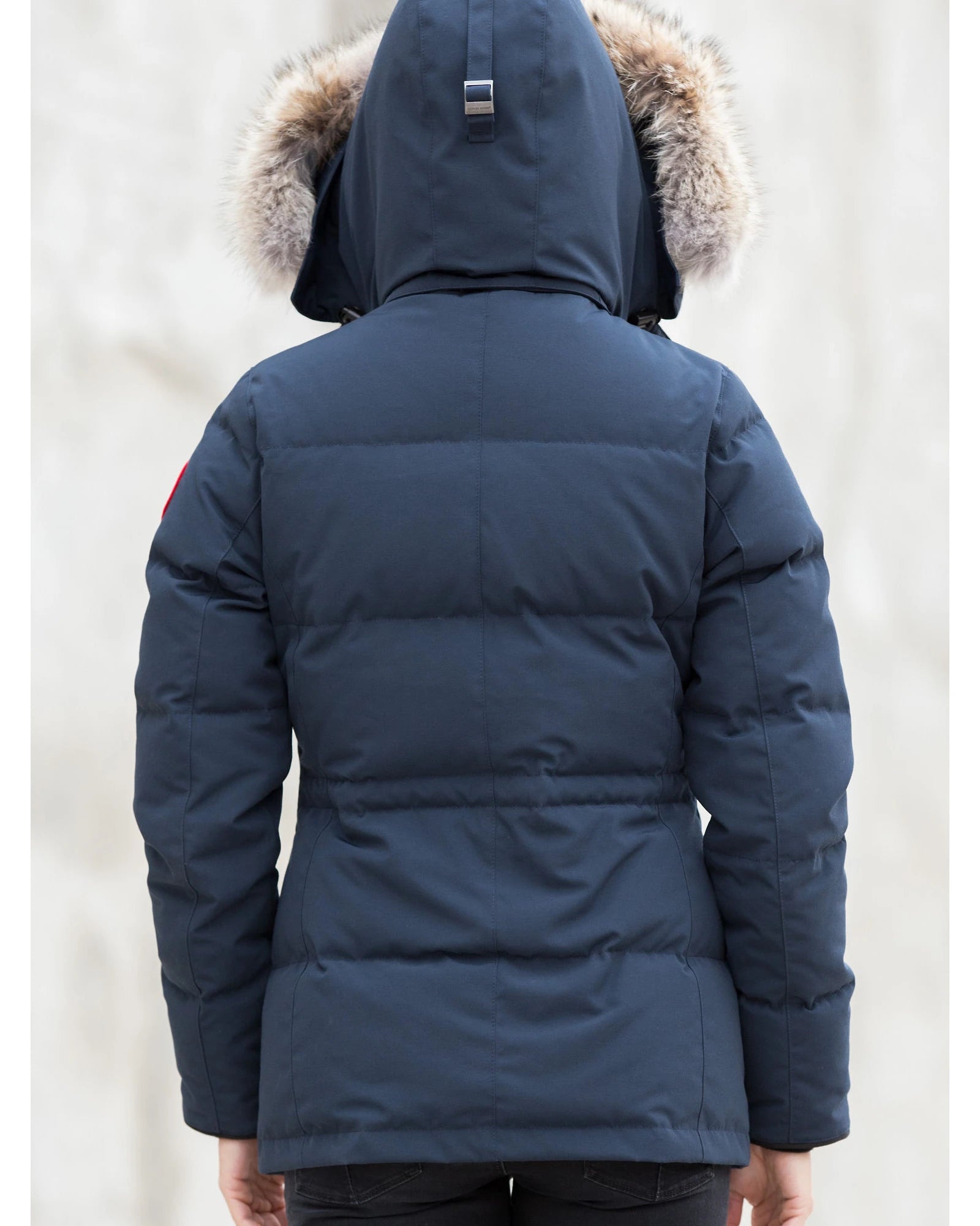 canada-goose-chelsea-parka-with-fur-back