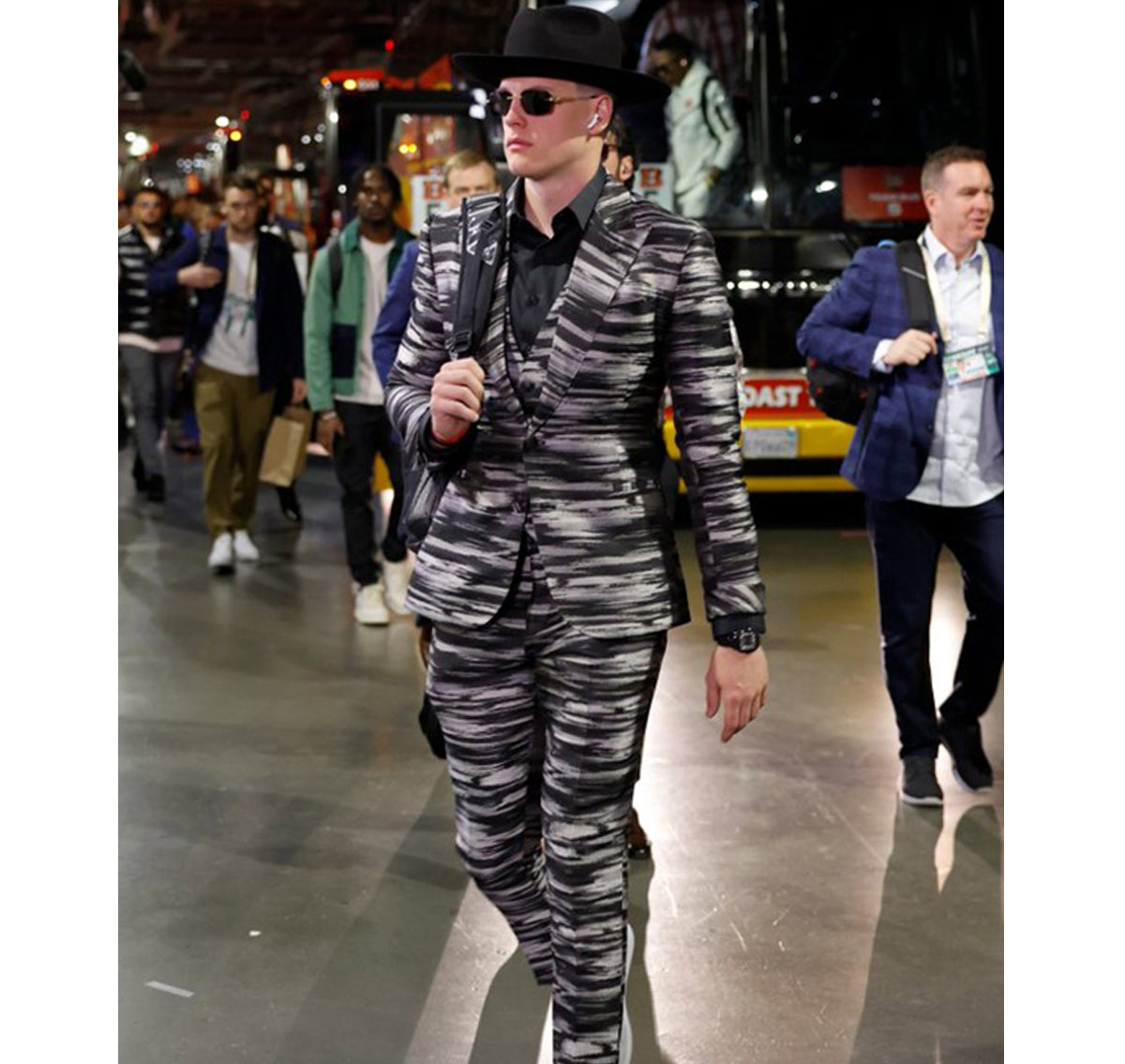 joe-burrow-super-bowl-suit