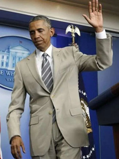 obama tan suit