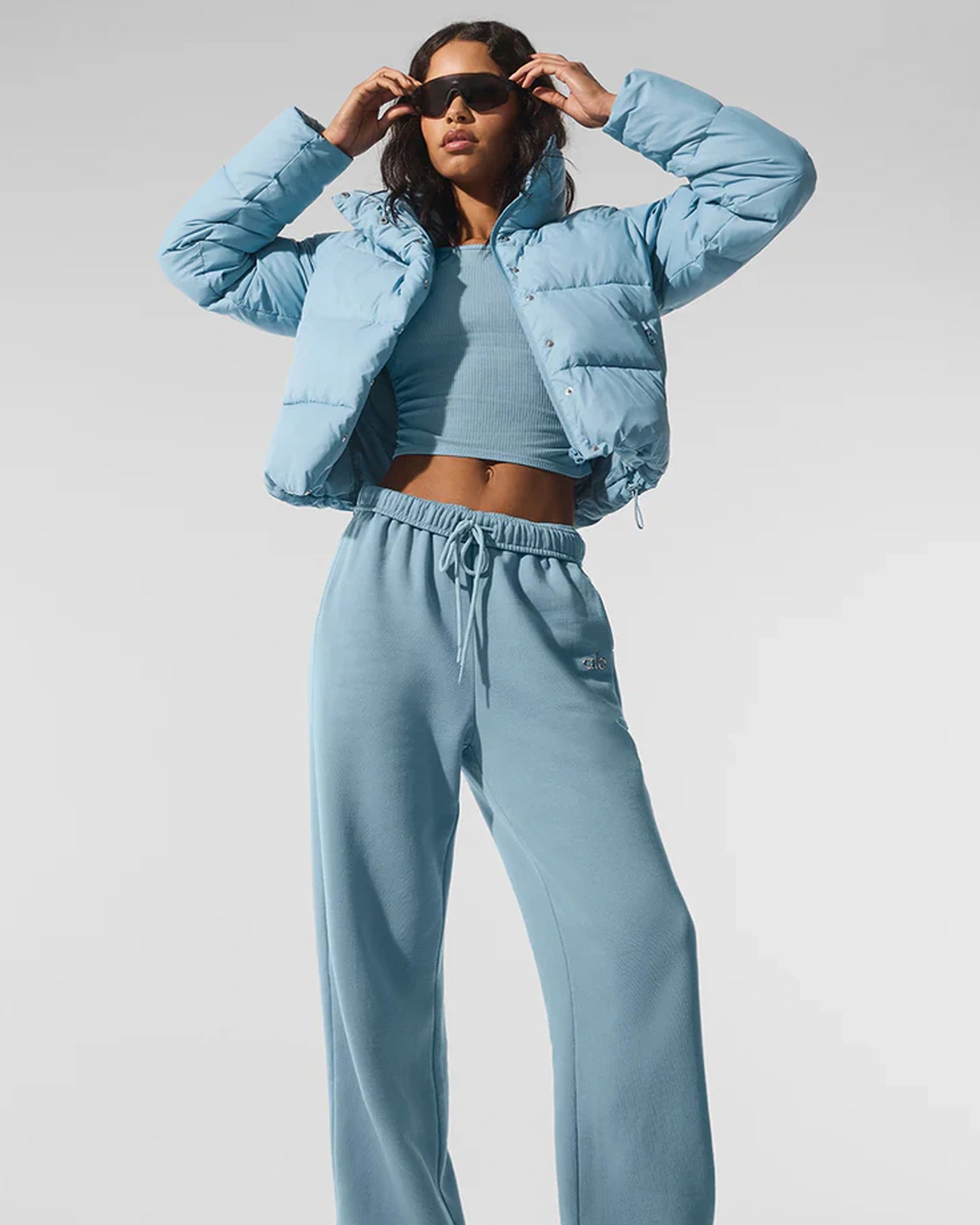 w4380r-gold-rush-puffer-celestial-blue