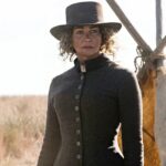 1883-Faith-Hill-Long-Coat