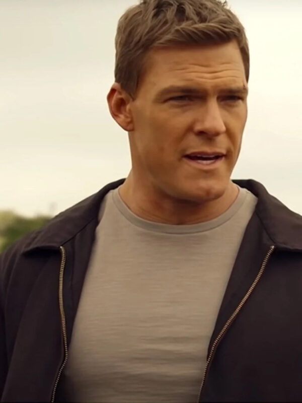 Alan-Ritchson-Reacher-Jack-Reacher-Black-Jacket