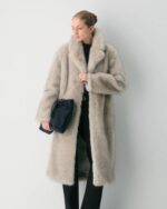 Aritzia-Faux-Fur-Coat