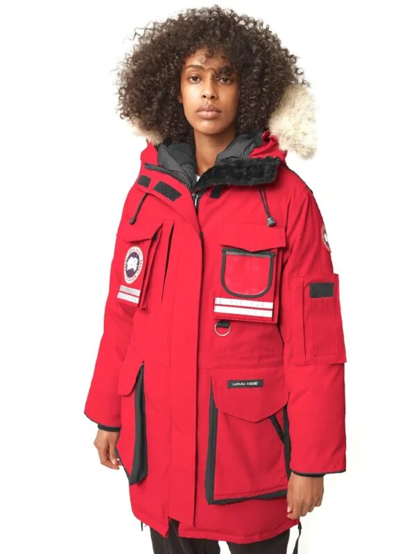 Canada-Goose-Snow-Mantra-Parka