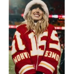 Chiefs-Dolphins-Game-Brittany-Mahomes-Kristin-Juszczyk-Chiefs-Jacket
