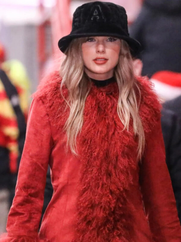 Chiefs-vs-Texans-Game-Taylor-Swift-Red-Fur-Coat