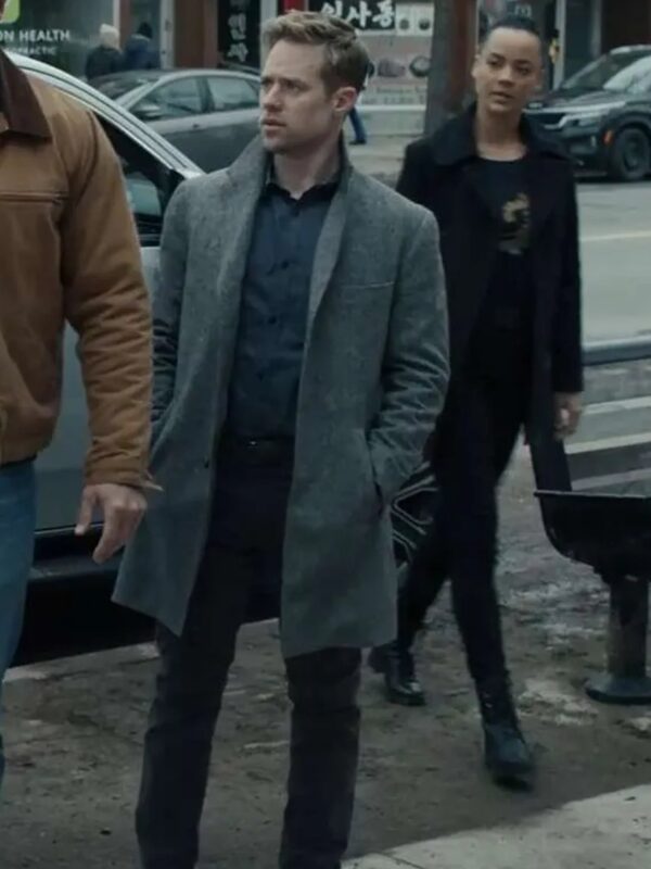 David-O-Donnell-Reacher-S02-Coat