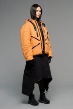 Death_Stranding_Jacket_Orange_Women