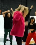 I_Can_Do_It_With_a_Broken_Heart_Music_Taylor_Swift_Coat