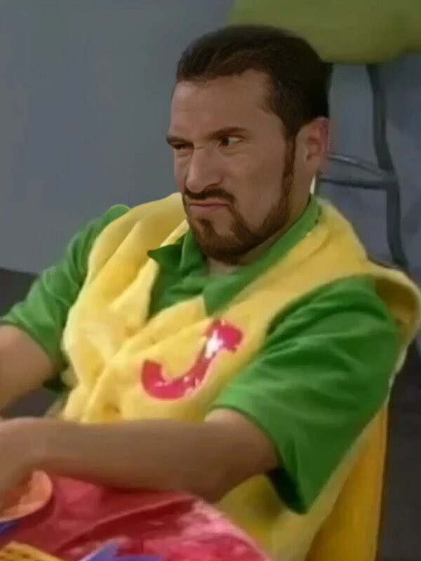 Junior-P.-Luche-J-Yellow-Vest