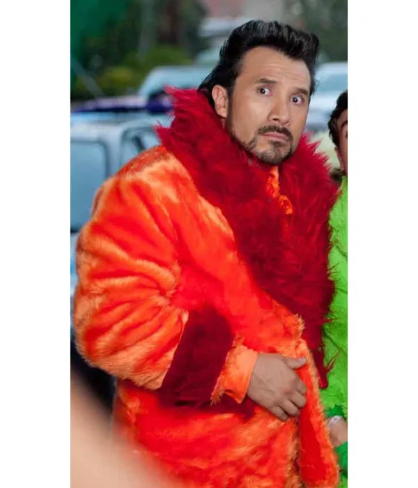 Junior_P._Luche_La_familia_P._Luche_Orange_Fur_Coat