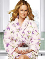 Laura_Linney_Bathrobe