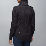 Lululemon_Spring_Jacket_Back