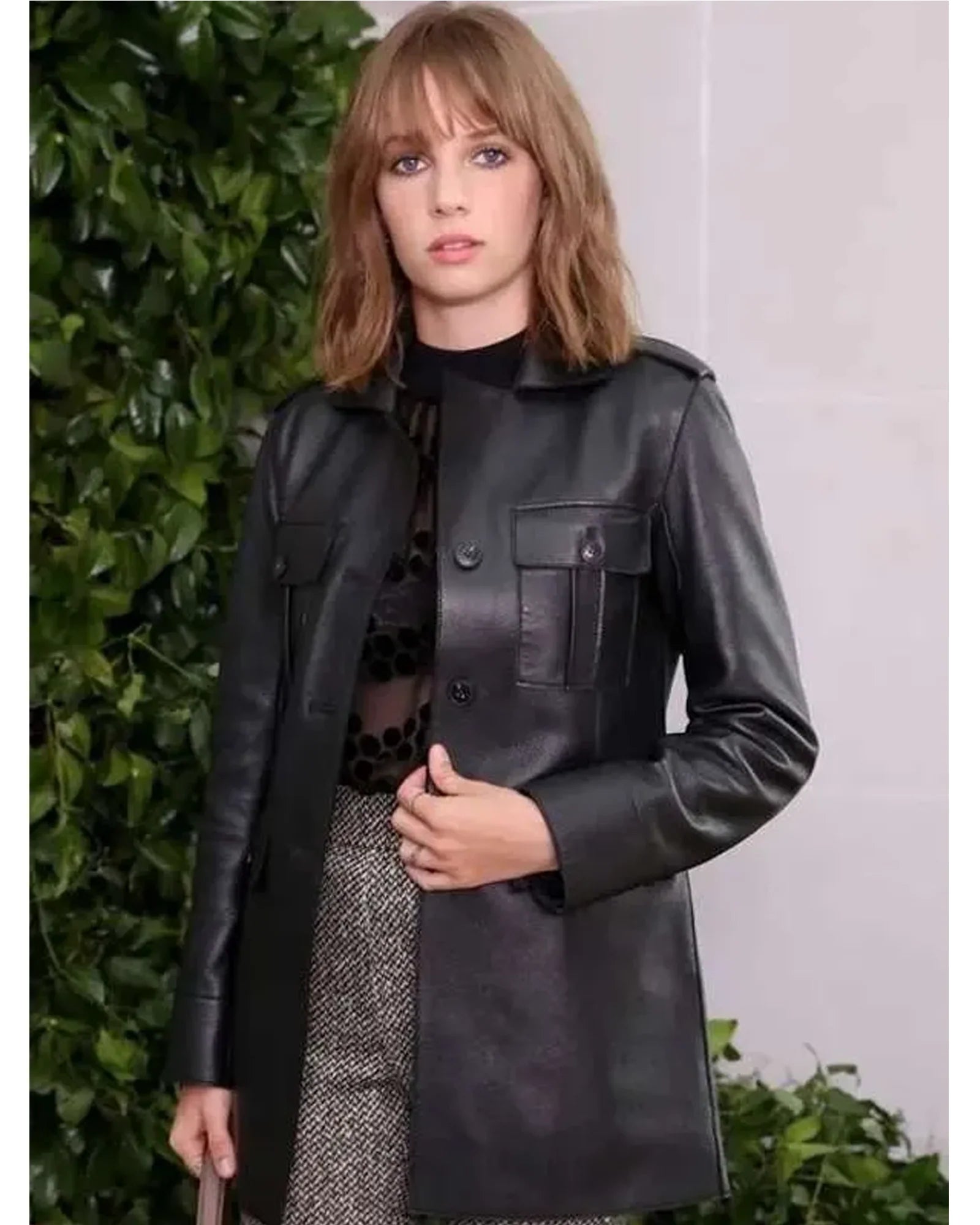 Maya_Hawke_Stranger_Things_Black_Leather_Coat-1 Maya Hawke Stranger Things Black Leather Coat