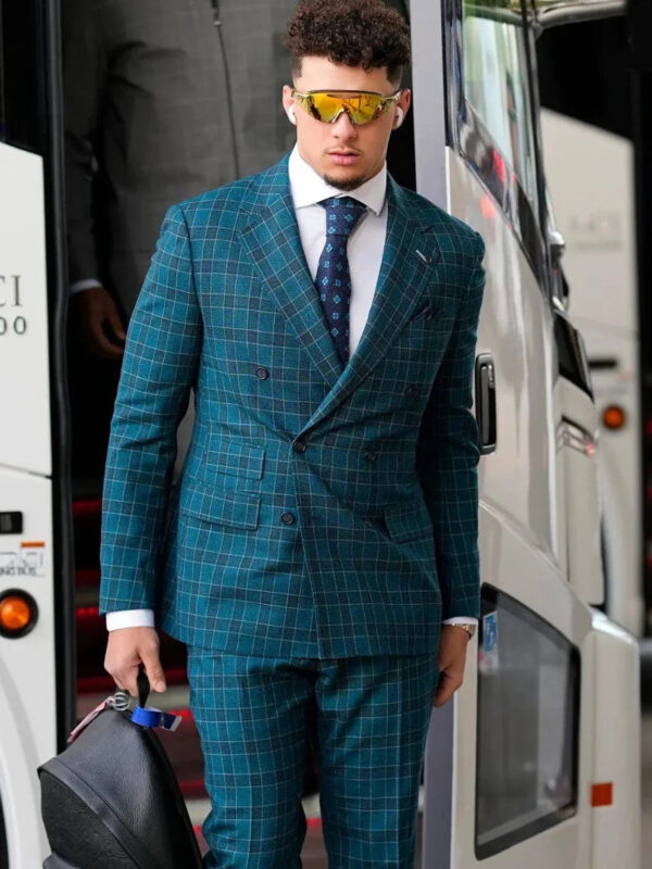 Patrick_Mahomes_Green_Suit_For_Sale