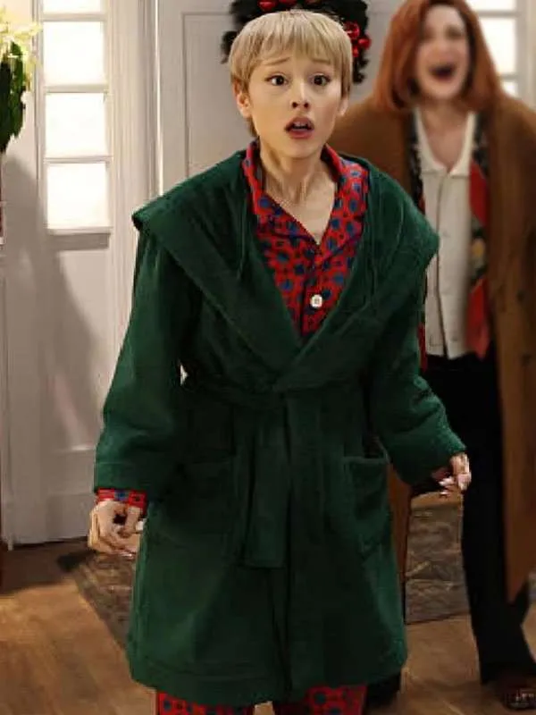 Ariana Grande Saturday Night Live S51 Green Coat