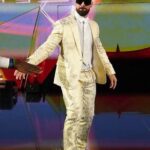 Seth-Rollins-Monday-Night-Raw-Suit