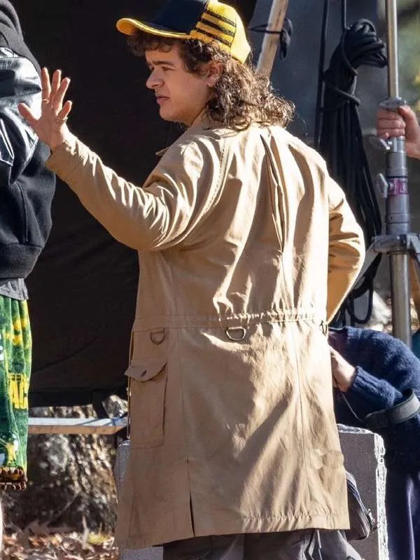 Stranger_Things_S05_Dustin_Henderson_Brown_Jacket_For_Sale